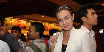 Cherry Crumble Buatan Rianti Cartwright Disukai Ibu Hamil