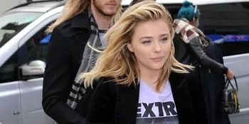Chloe Moretz Tak Menyesal Pernah Memprotes Kim Kardashian