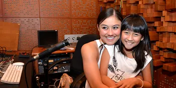 Chloe Xaviera Tak Tahu Penyanyi Indonesia Selain Agnez Mo