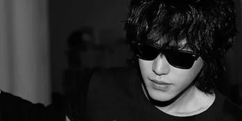 Cho Kyuhyun Rayakan Debut 1 Tahun Jadi MC