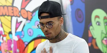 Chris Brown Nyaris Alami Kecelakaan Pesawat