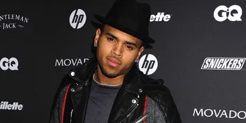 Chris Brown Ternyata Pernah ML di Dalam Pesawat!