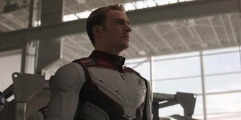 Chris Evans Berbagi Momen Kekompakan Para Avengers di Balik Layar, So Sweet!