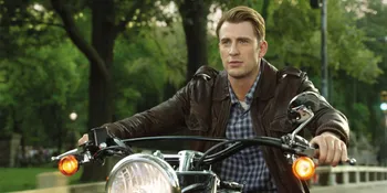 Chris Evans Klarifikasi Rumor Dirinya Pensiun Dini