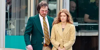 Christian Bale Tampil Jadul