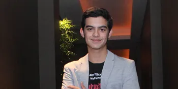 Ciccio Manassero Paksa Pacar Sukai Sepak Bola