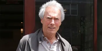 Clint Eastwood - Dina Eastwood Akhirnya Batal Bercerai