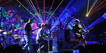 Coldplay Siap Ajak Kamu Menggapai Impian di New Jersey