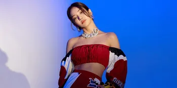 Comeback Solo, Hyoyeon SNSD Rilis Teaser MV 'Dessert' Malam Ini