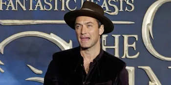 Congrats! Jude Law Akhirnya Resmi Menikah dengan Phillipa Coan
