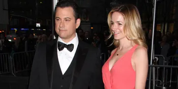 Congratz! Jimmy Kimmel Akan Jadi Ayah Lagi!