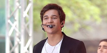 Cool... Austin Mahone Sihir Penonton Dengan Lagu Lawas