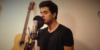 Cover 'Payphone' Ini Padukan Hollywood - Bollywood, Keren!