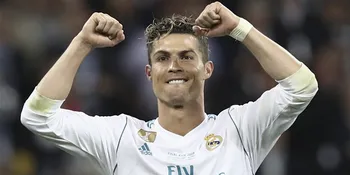 Cristiano Ronaldo Rayakan Kemenangan Real Madrid Bareng Pacar &#38; Anak