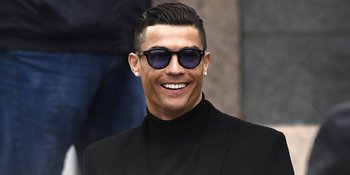 Cristiano Ronaldo Rayakan Ultah ke-34 Bareng Pacar &#38; Anak-Anaknya