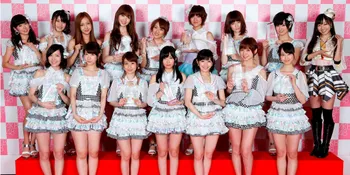 Cuma Butuh Seminggu, AKB48 Sukses Jual Sejuta Kopi Album!