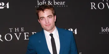 Cuma FKA Twigs Yang Bisa Bikin Robert Pattinson Sesenang Ini