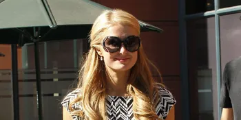 Cute! Begini Wajah Paris Hilton Saat Masih Anak-Anak