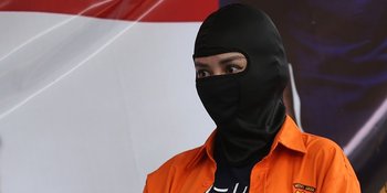 Cynthiara Alona Menangis Dituntut 6 Tahun Penjara dan Denda 200 Juta Rupiah