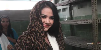 Cynthiara Alona Tak Bisa Bedakan Paspor Asli dan Palsu