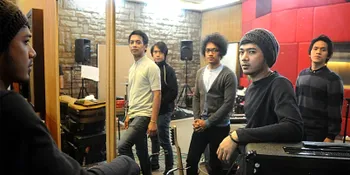 [Eksklusif] d Masiv Pertimbangkan Rekaman Lagu Berbahasa Inggris