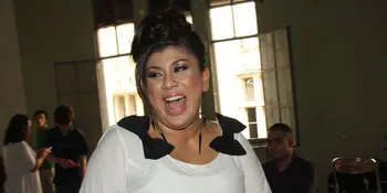 Dalam Tiga Bulan, Berat Badan Regina Turun 14 Kg