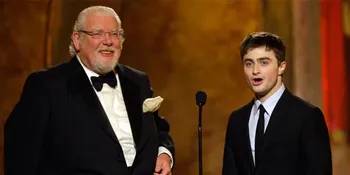 Daniel Radcliffe Kenang Sosok 'Paman Harry Potter'