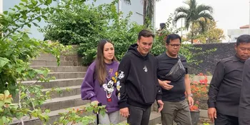 Dapat Dari Internet, Ini Makna Topeng Jepang yang Dipilih Rendy Kjaernett Untuk Tutupi Tato Wajah Syahnaz
