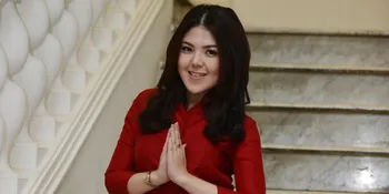 Dapat Gelar Magister Hukum, Tina Toon Ingin Jadi Konsultan