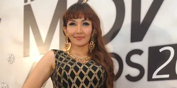 Dapat Penghargaan Dari Menteri Kebudayaan, Roro Fitria Bersyukur