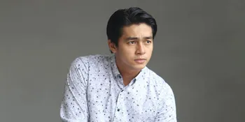 Dapat Piala Celebrity of The Year 2014, Deva Mahenra Bahagia