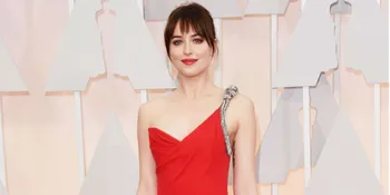 Dari Kalem Hingga Hot, Ini 3 Gaya Seleb Paling Bikin Takjub!