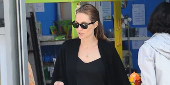 Dari Keenam Anaknya, Angelina Jolie Paling Mirip Dengan...