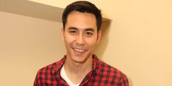 Darius Sinathrya: Cuek Bukan Berarti Nggak Rapi