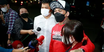 Datang ke Jakarta Ditemani Nora Alexandra, Jerinx Bantah Mangkir