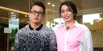 Datang ke Rumah, Andhika Pratama &#38; Ussy Kuatkan Ibunda Jupe