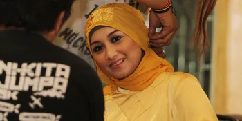 Datangi KPK, Septy Sanustika Kangen Berat Pada Suami