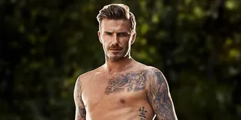 David Beckham dan Harper Seven Kompak Pakai Jaket Matching