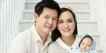 David Herbowo Bantu Keringkan Rambut Saat Shandy Aulia Gendong Baby Claire, Suami Idaman Banget!