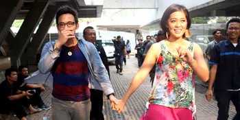 David NOAH - Gracia Indri Jalani Pemotretan Ala Rocker