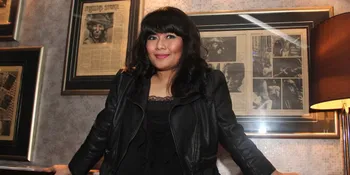 Dea Mirella Pakai Busana Ala K-Pop, Cantik?