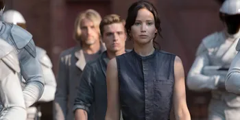 Debut Poster 'THE HUNGER GAMES: MOCKINGJAY PART I' Dirilis