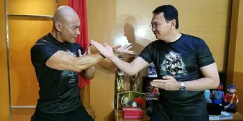 Deddy Corbuzier Duel Dengan Ahok di Balai Kota DKI Jakarta