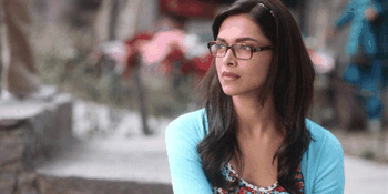 Deepika Padukone Ingin Menyimpan Kacamata Karakter Filmnya