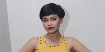 Dekat Pria Bule, Citra Scholastika Hati-Hati