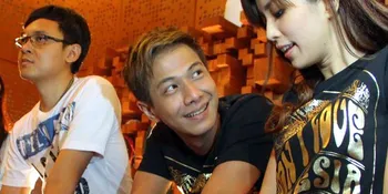 Delon Sedang Sangat Kecewa?