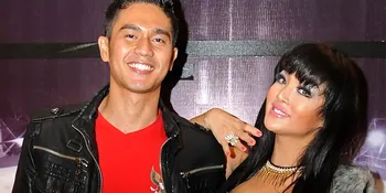 Demi Adegan Ciuman, Fifie Buntaran PDKT ke Zhandhy Zain