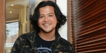 Demi Film, Ramon Jusuf Tungka Rela Pangkas Habis Rambutnya