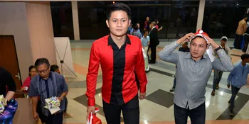 Demi Jadi Seleb, Esal Revano Rela Natalan Tanpa Keluarga
