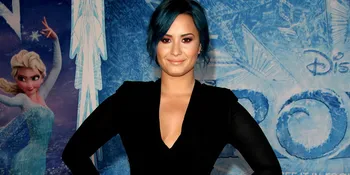 Demi Lovato Sering Nangis di Atas Panggung!